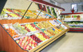 centro vetrine inox foto negozio frutta e verdura