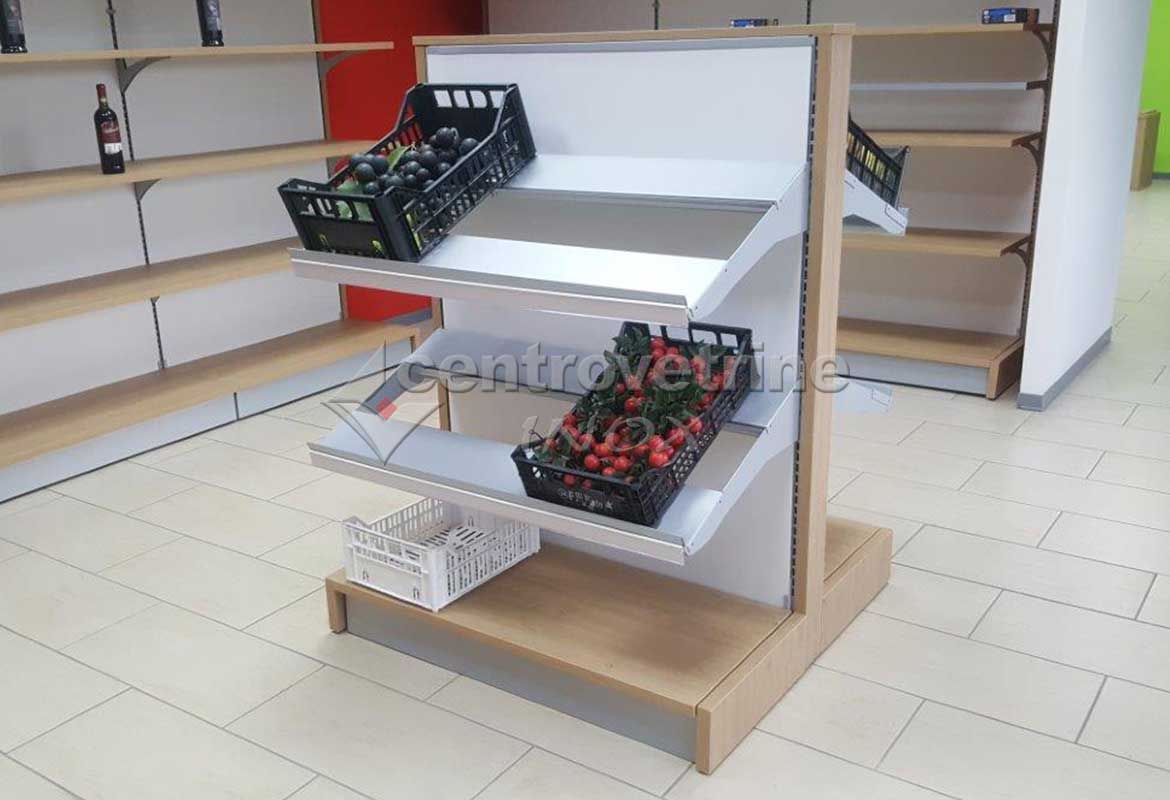 arredamento per negozi con gondola frutta in legno da CENTRO VETRINE INOX